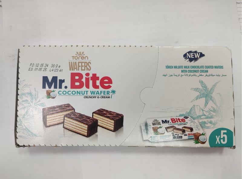 Вафли в шоколадной глазури из молочного шоколада с кокосовой начинкой Mr.Bite 190 гр