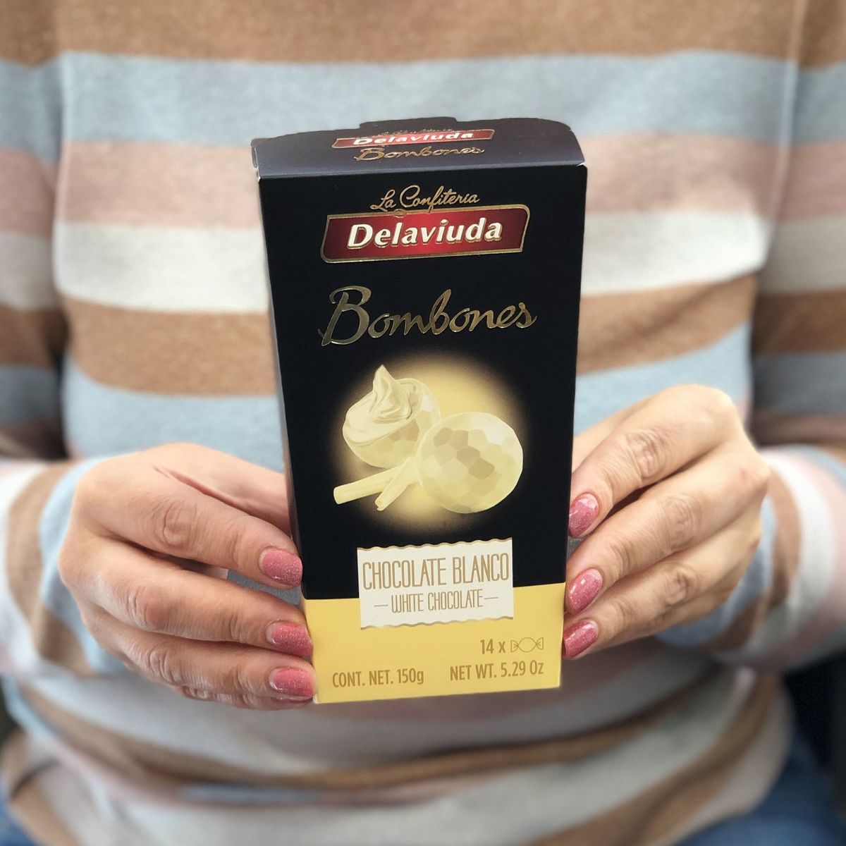 Шоколадные конфеты Delaviuda из белого шоколада 150г