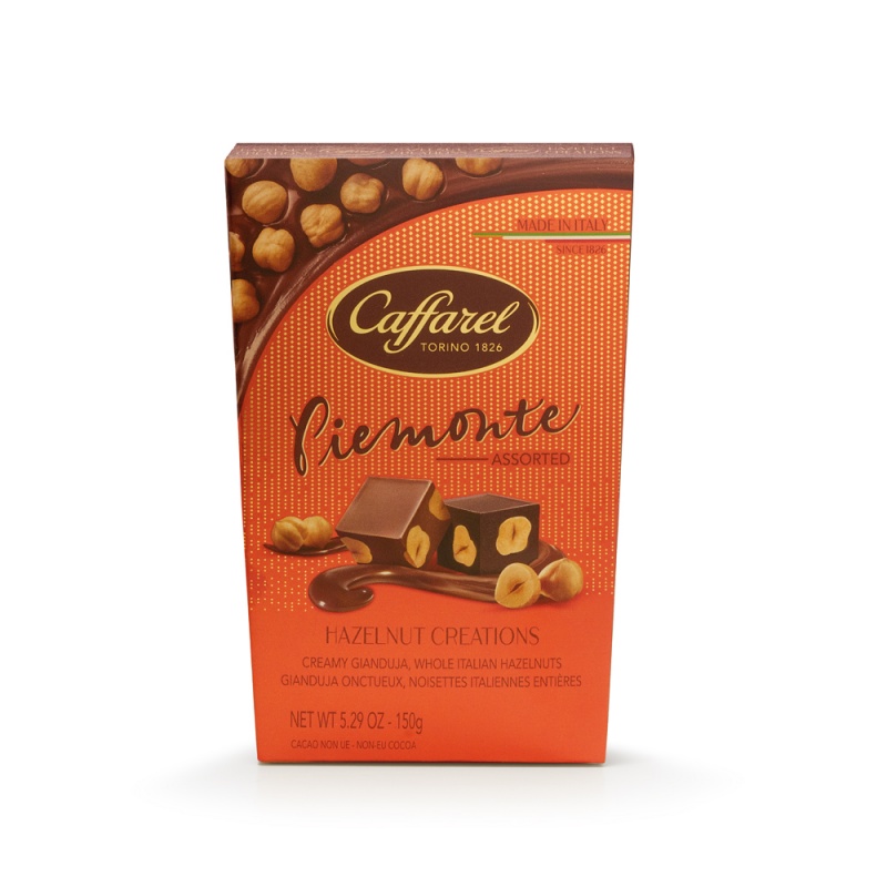 Шоколадные конфеты HAZELNUT CREATIONS PIEMONTE ассорти из горького и молочного шоколада с цельным фундуком 150 г.