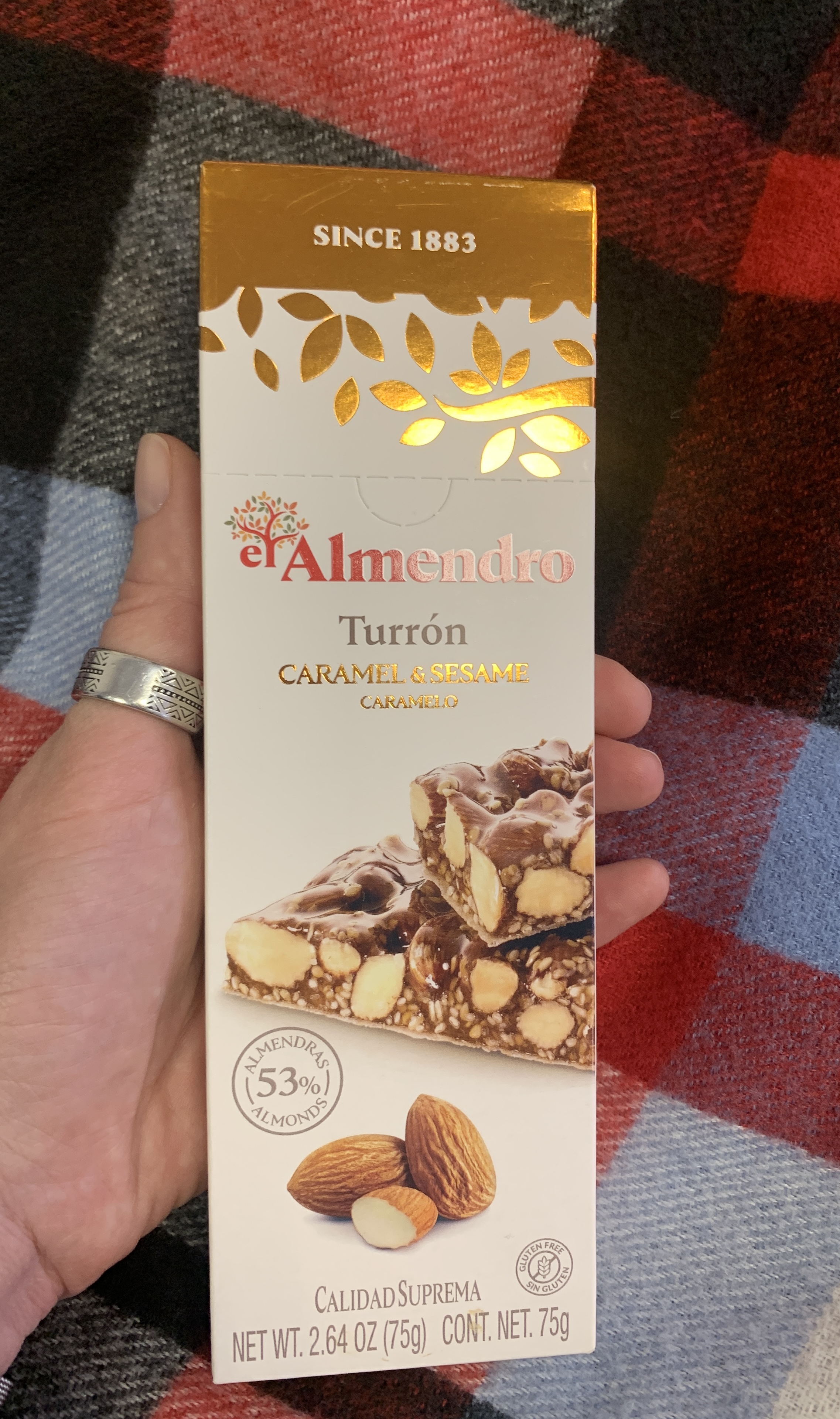 Хрустящий миндальный туррон El Almenro с кунжутом 75г