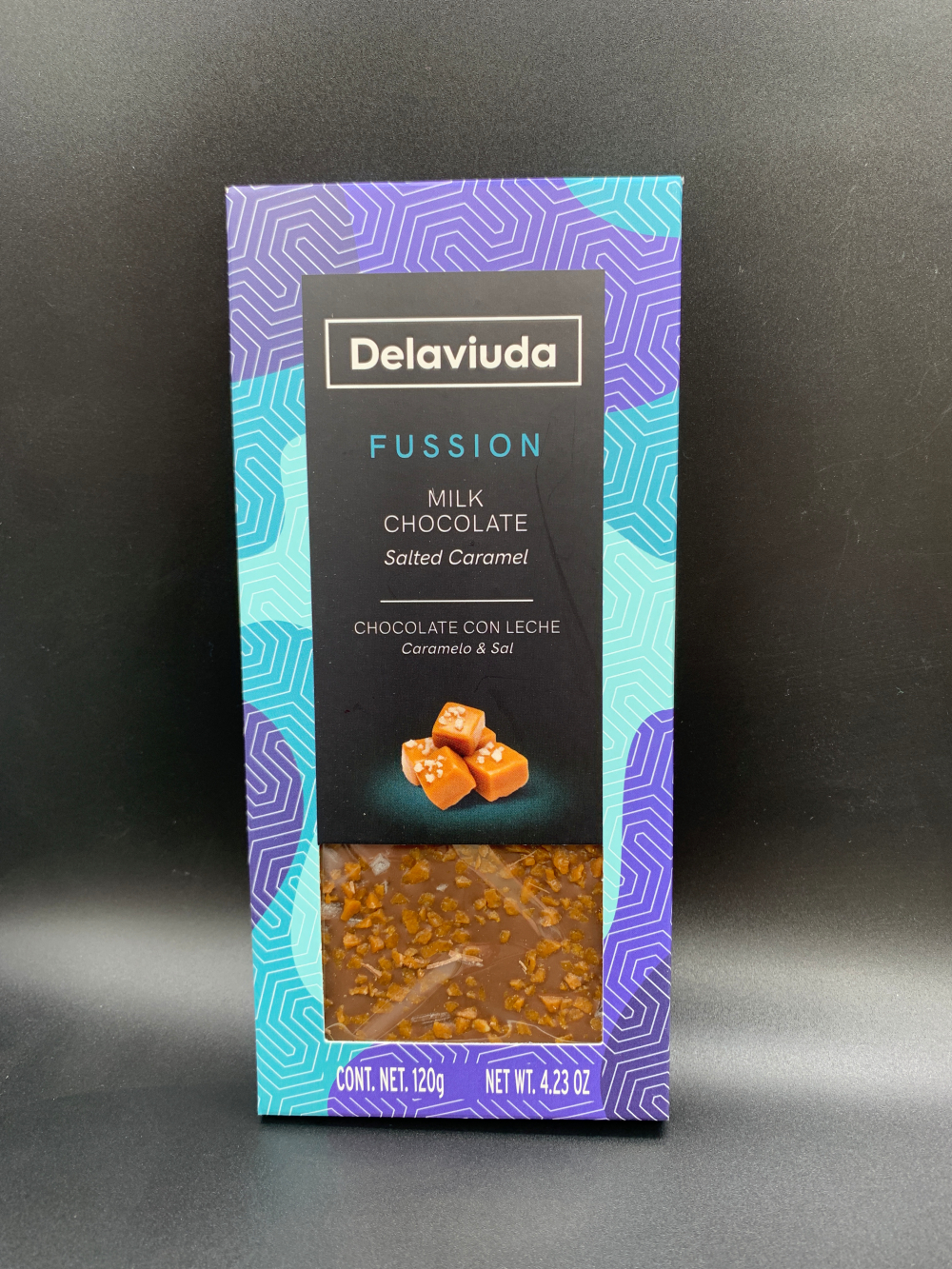Молочный шоколад Delaviuda с соленой карамелью 120 гр.