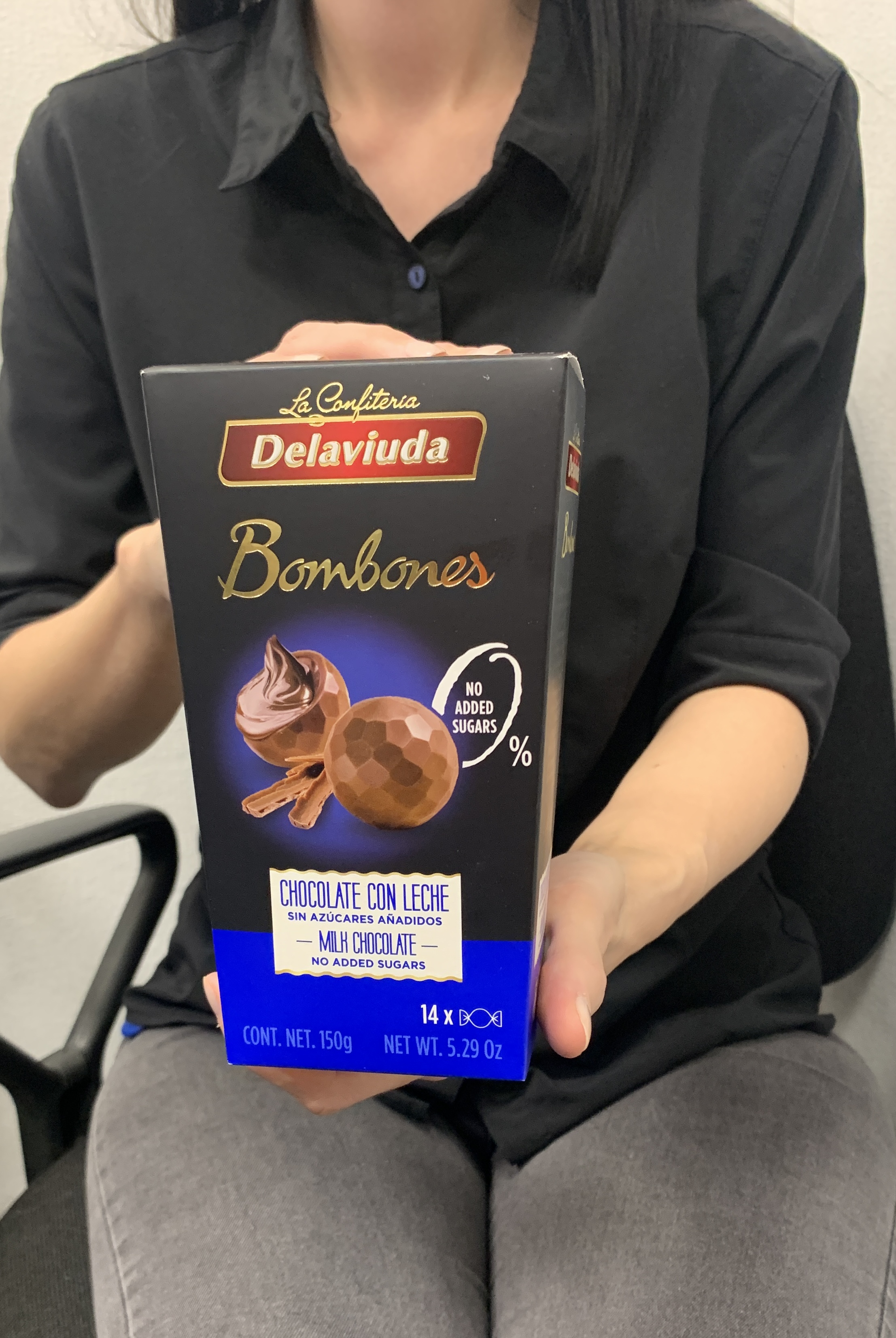 Шоколадные конфеты Delaviuda из молочного шоколада БЕЗ САХАРА 150г