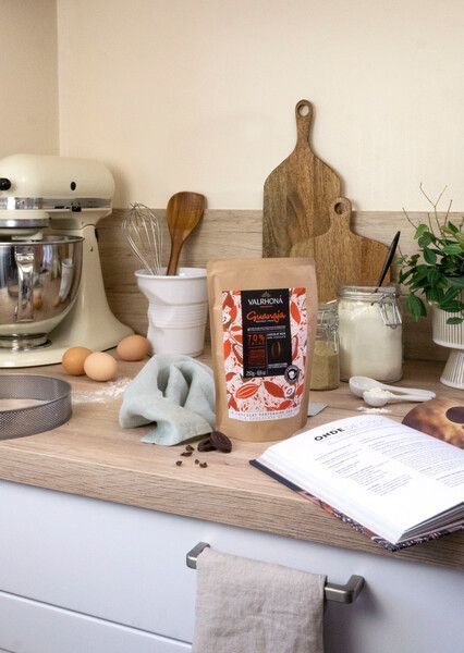 Шоколад Valrhona "Гуанара" 70% 250г